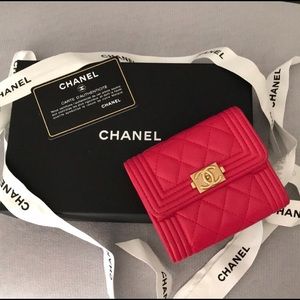 Chanel wallet